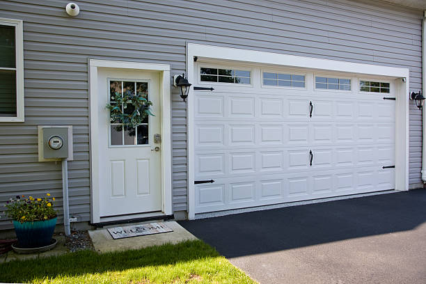 24/7 Emergency Garage Door Panel Replacement experts in Winston-Salem, NC